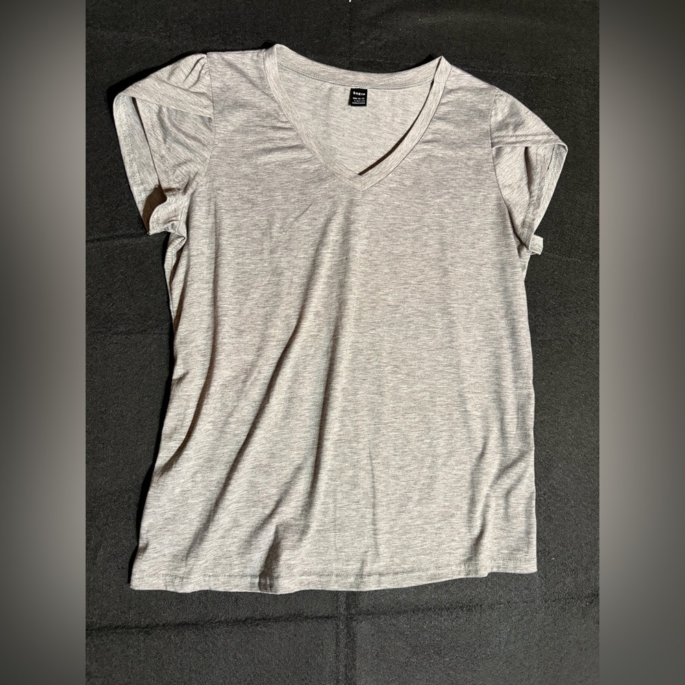 SHEIN Light Gray V-Neck Short Sleeve Tee
